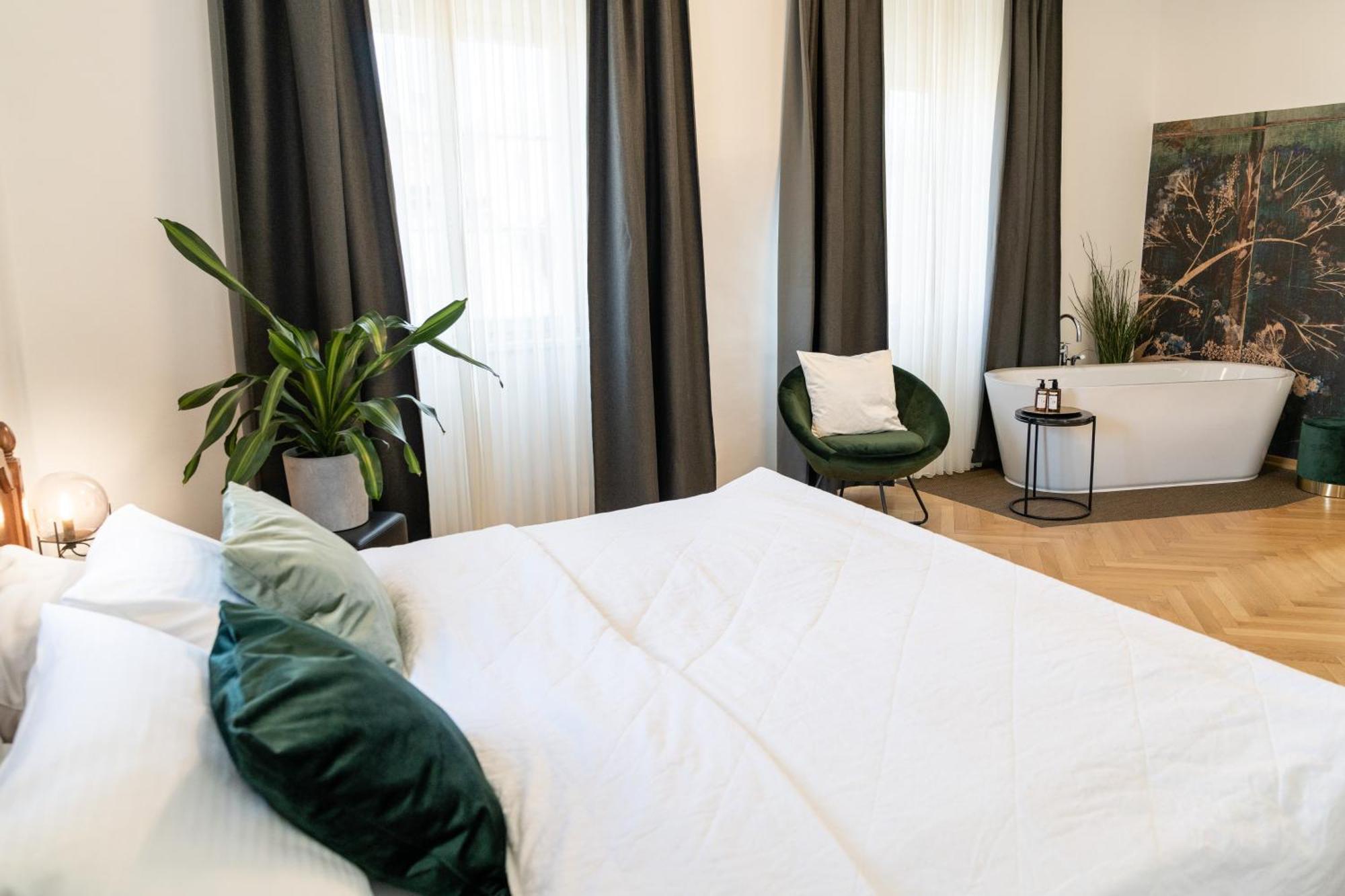 Stadthotel Styria Штайр Экстерьер фото